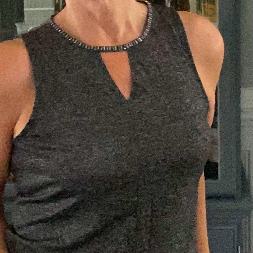 Jennifer Lopez Sleeveless Top, Medium